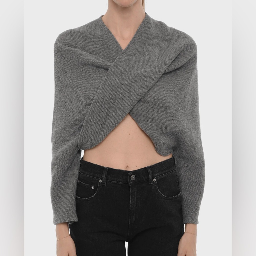 BEAUFILLE Gray Twist Sweater